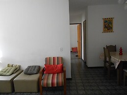 Gohouse - Pontoes 703