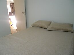 Gohouse - Malta 1104