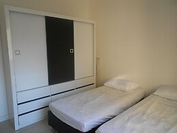 Gohouse - Riachuelo 306 B