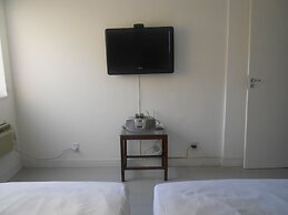 Gohouse - Riachuelo 306 B