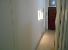Gohouse - Riachuelo 306 B