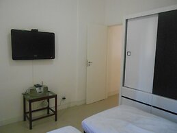 Gohouse - Riachuelo 306 B