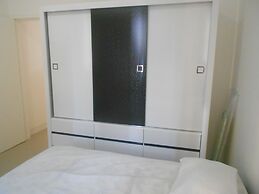 Gohouse - Riachuelo 306 B