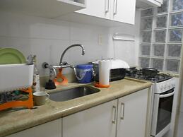 Gohouse - Visconde 402 B