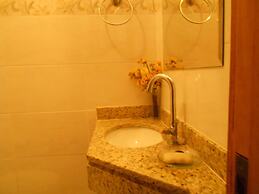 Gohouse - Visconde 402 B