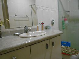 Gohouse - Visconde 402 B