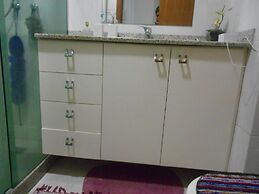 Gohouse - Visconde 402 B