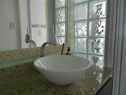 Gohouse - Ferreira 76