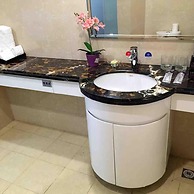 Guangzhou Bvlgari Apartment