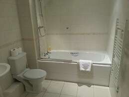 Victoria Cloisters Apartments