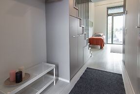 Spot Apartments Airport