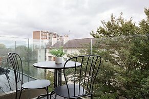 Luxurious Hammersmith Apartment