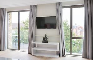 Luxurious Hammersmith Apartment
