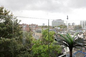 Luxurious Hammersmith Apartment