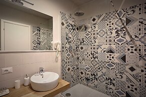 Romantica Guest House