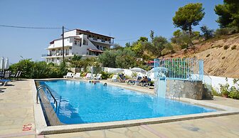 Filia Studios & Apartments