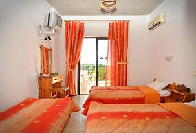 Filia Studios & Apartments