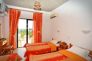 Filia Studios & Apartments