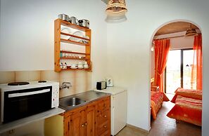 Filia Studios & Apartments