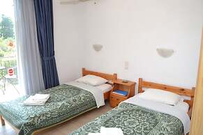 Filia Studios & Apartments