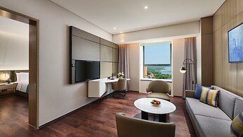 Crowne Plaza Wuhan Development Zone by IHG