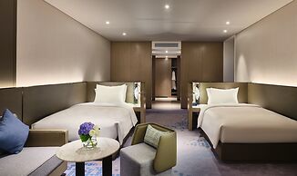 Crowne Plaza Wuhan Development Zone by IHG