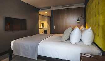 The Gate London City