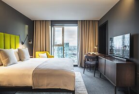 The Gate London City