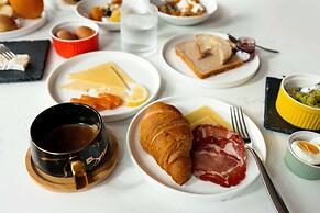 The Gate London City