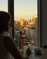 The Gate London City