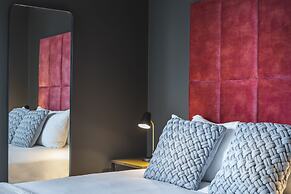 The Gate London City