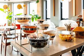 The Gate London City