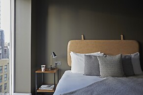 The Gate London City