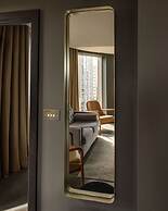 The Gate London City