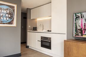 The Gate London City