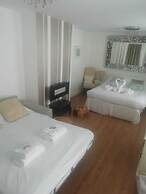 The Wellington Restaurant and Bar