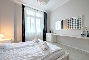 Dom & House - Apartments Monte Cassino City Center