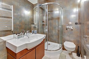 Dom & House - Apartments Monte Cassino City Center