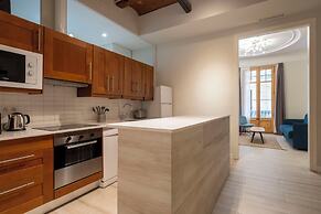 Aspasios Gracia Apartments