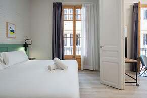 Aspasios Gracia Apartments