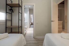 Aspasios Gracia Apartments