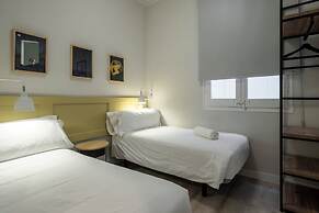 Aspasios Gracia Apartments