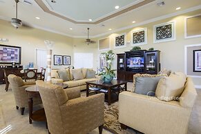 Pixar Movie Playhouse by VillaDirect