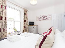 Admiralty street by Pureserviced