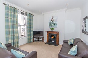 Admiralty street by Pureserviced