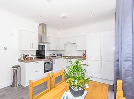 Admiralty street by Pureserviced