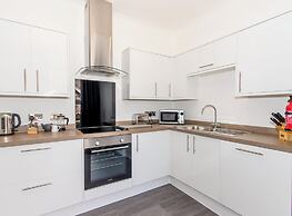 Admiralty street by Pureserviced