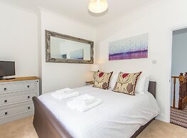 Admiralty street by Pureserviced