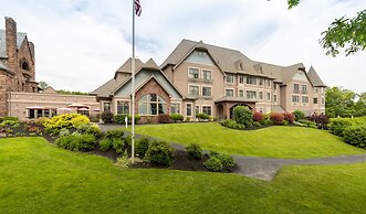 Vinifera Inn a Belhurst Property