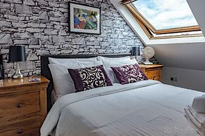 White Lanes by Pureserviced